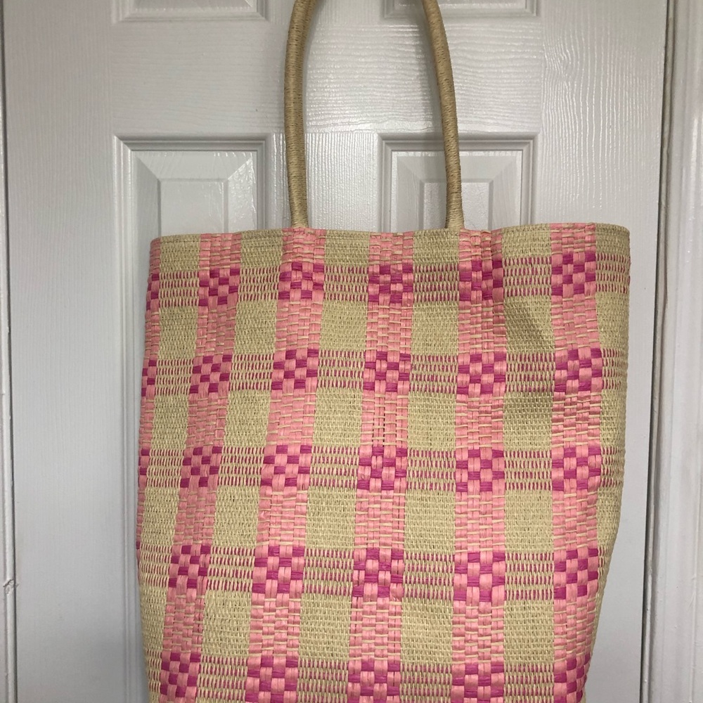 Straw bag used tan/pink color